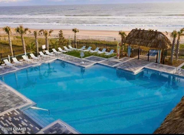 275 Pop Top Lane, Daytona Beach, FL 32124