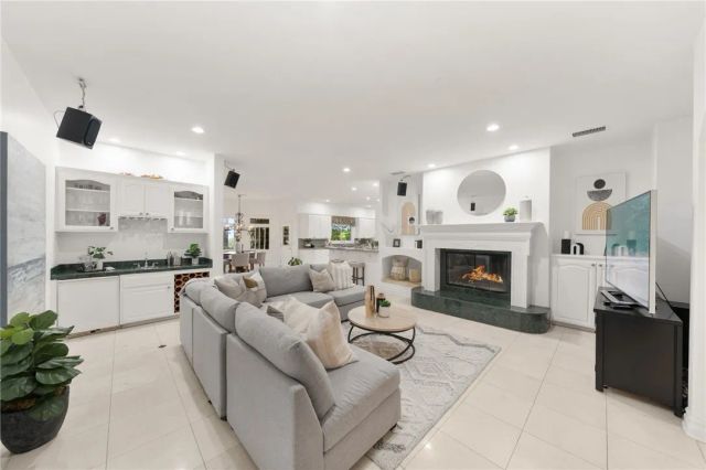 43110 Palomino Circle, Temecula, CA 92590