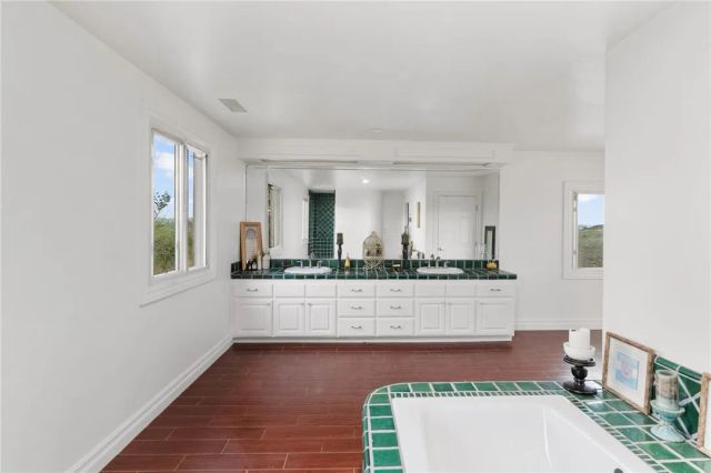 43110 Palomino Circle, Temecula, CA 92590