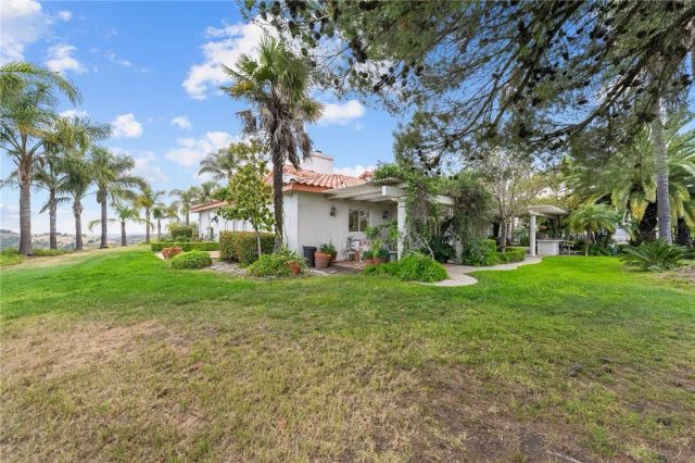 43110 Palomino Circle, Temecula, CA 92590