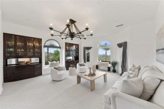 43110 Palomino Circle, Temecula, CA 92590