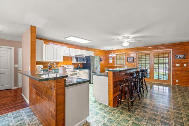 152 Hiwassee Drive, Decatur, TN 37322