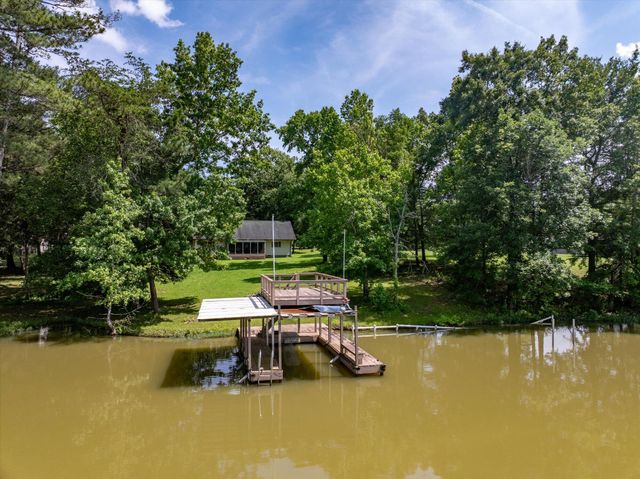 152 Hiwassee Drive, Decatur, TN 37322