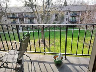 16395 Heather Lane 303, Middleburg Heights, OH 44130