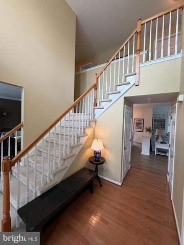 1011 CREEKVIEW DR, Pennsburg, PA 18073