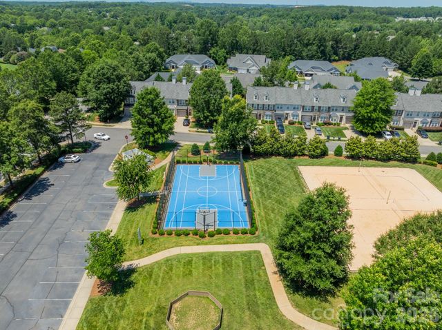 5636 Stonewells Drive, Charlotte, NC 28278