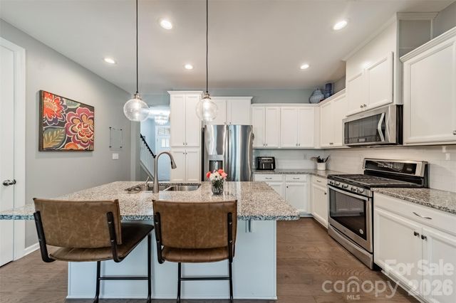 5636 Stonewells Drive, Charlotte, NC 28278