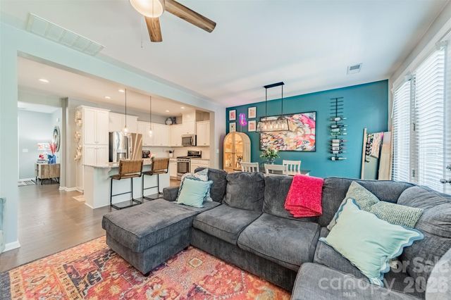 5636 Stonewells Drive, Charlotte, NC 28278