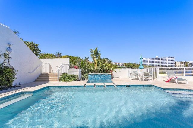 309 E Ocean Avenue 205, Lantana, FL 33462