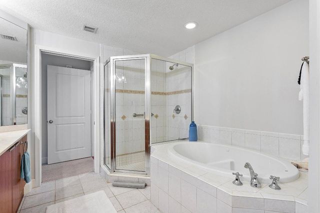 309 E Ocean Avenue 205, Lantana, FL 33462