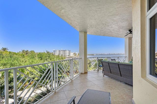 309 E Ocean Avenue 205, Lantana, FL 33462