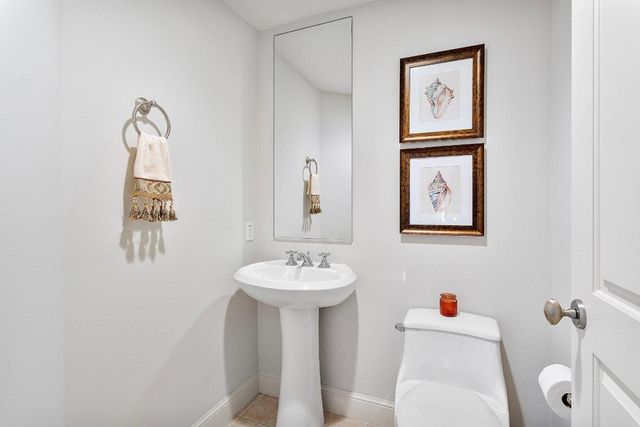 309 E Ocean Avenue 205, Lantana, FL 33462