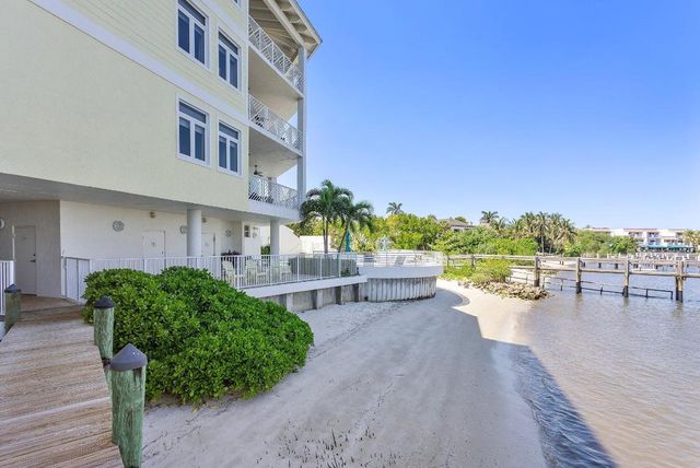 309 E Ocean Avenue 205, Lantana, FL 33462