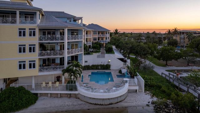 309 E Ocean Avenue 205, Lantana, FL 33462