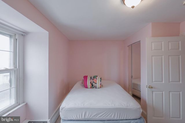 912 RIDGE AVE, Darby, PA 19023