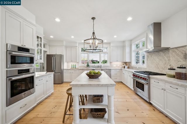 1751 Reliez Valley Rd, Lafayette, CA 94549
