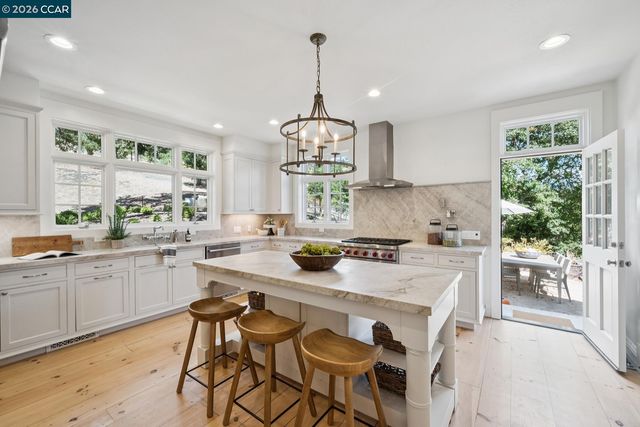 1751 Reliez Valley Rd, Lafayette, CA 94549