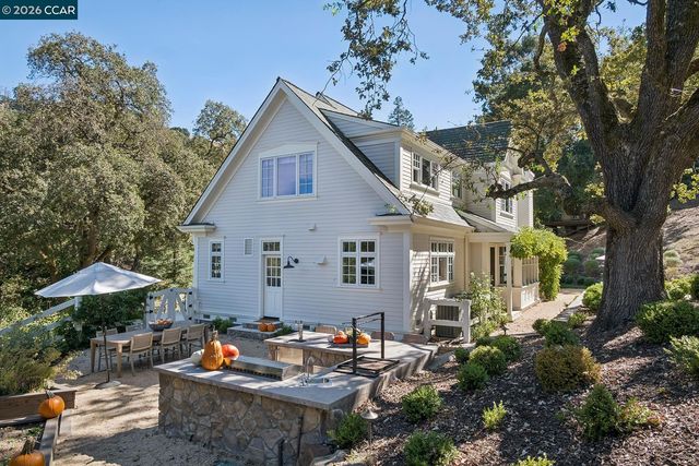 1751 Reliez Valley Rd, Lafayette, CA 94549