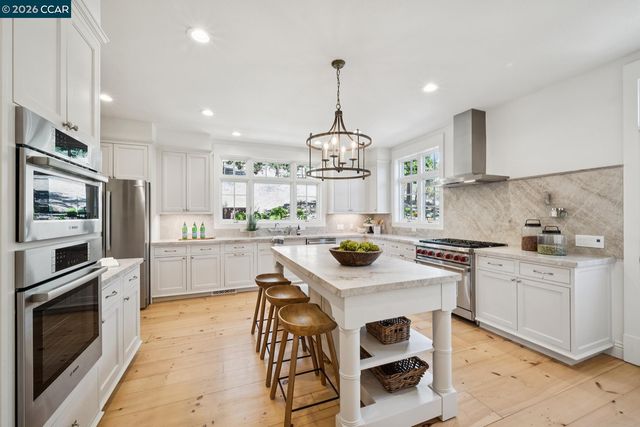 1751 Reliez Valley Rd, Lafayette, CA 94549