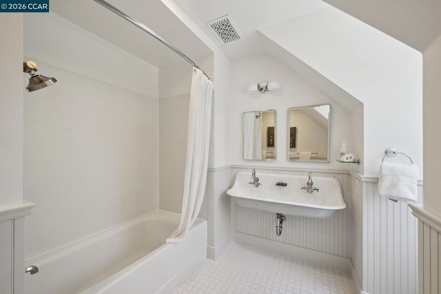1751 Reliez Valley Rd, Lafayette, CA 94549