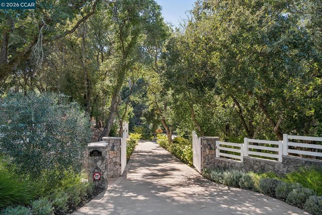 1751 Reliez Valley Rd, Lafayette, CA 94549