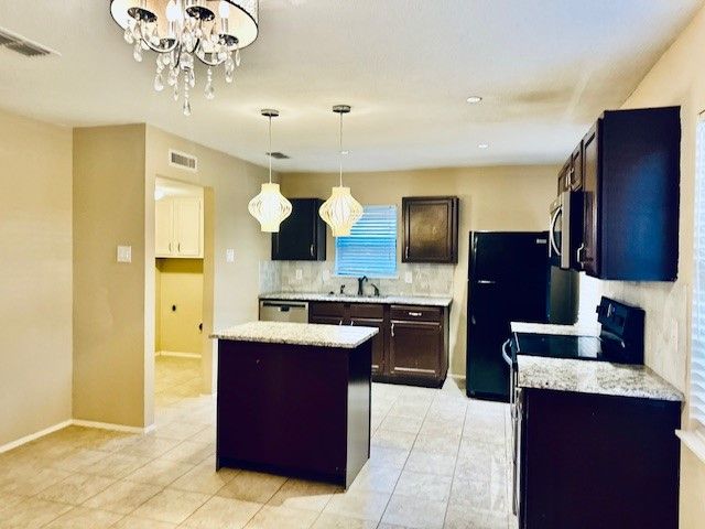 4909 Avery Circle, The Colony, TX 75056