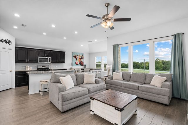 752 Ruellia Street, Weatherford, TX 76086