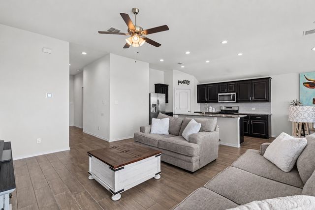 752 Ruellia Street, Weatherford, TX 76086