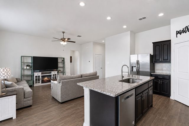 752 Ruellia Street, Weatherford, TX 76086