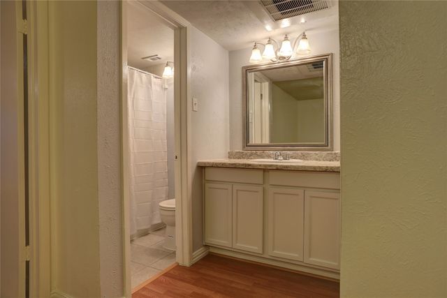 4314 Travis Street 102, Dallas, TX 75205