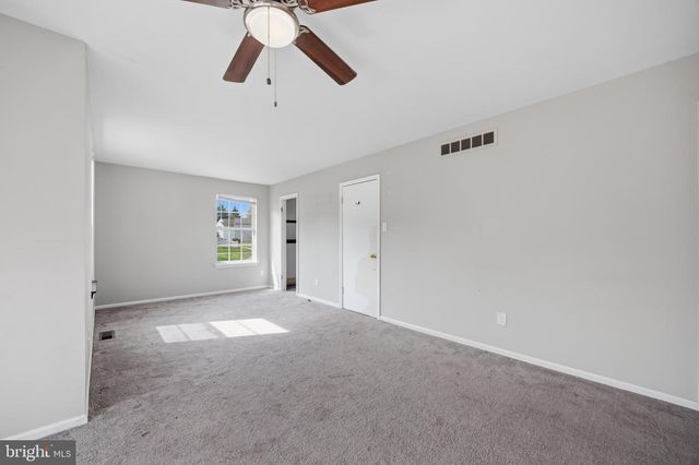 14 S ASCOT CT, Newtown, PA 18940