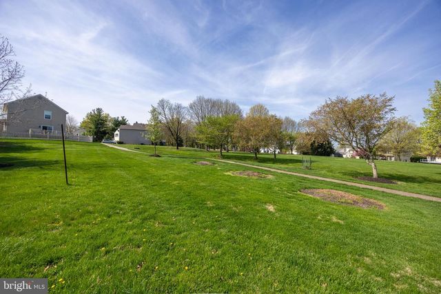 14 S ASCOT CT, Newtown, PA 18940