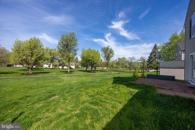 14 S ASCOT CT, Newtown, PA 18940