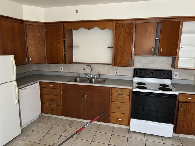 190 Maple Street, Concord, MI 49237