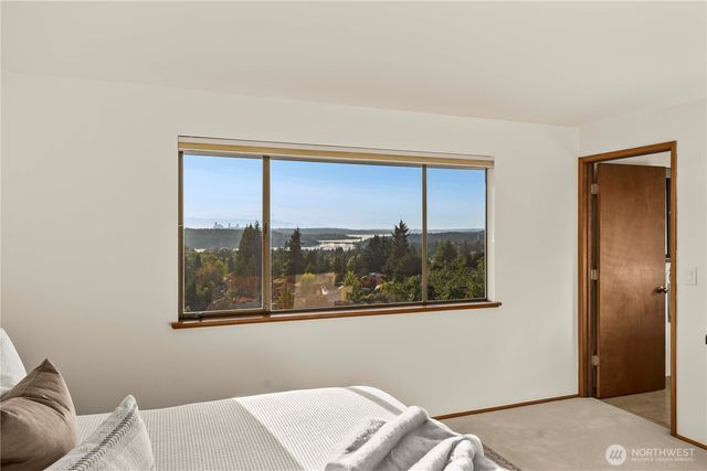 4701 133rd Avenue SE, Bellevue, WA 98006