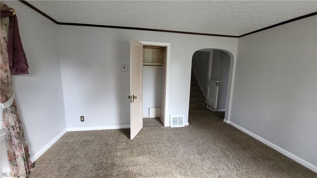 2520 Daleford Avenue NE, Canton, OH 44705