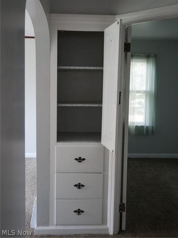 2520 Daleford Avenue NE, Canton, OH 44705