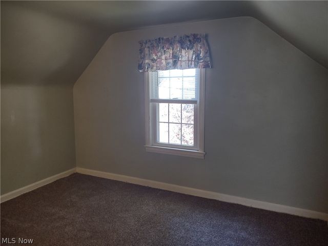 2520 Daleford Avenue NE, Canton, OH 44705