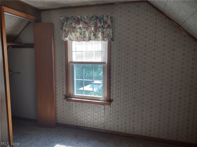 2520 Daleford Avenue NE, Canton, OH 44705