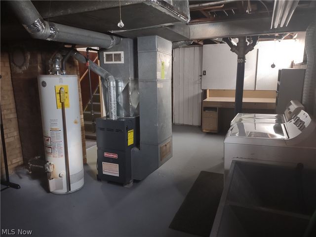 2520 Daleford Avenue NE, Canton, OH 44705