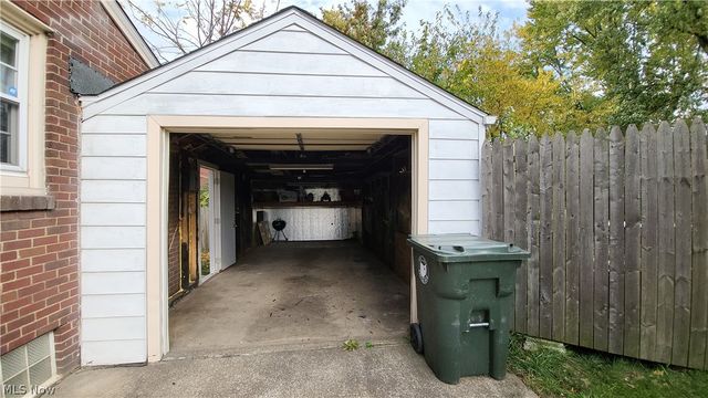 2520 Daleford Avenue NE, Canton, OH 44705