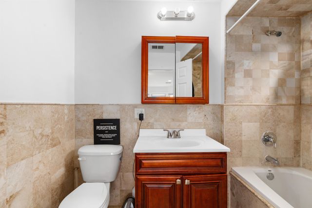 8512 SMITH AVE, North Bergen, NJ 07047