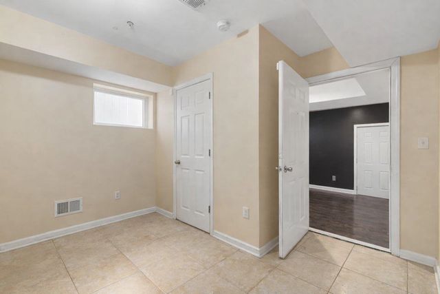 8512 SMITH AVE, North Bergen, NJ 07047