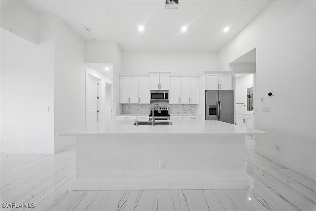 1124 NE 35th LN, Cape Coral, FL 33909