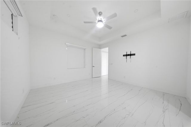 1124 NE 35th LN, Cape Coral, FL 33909