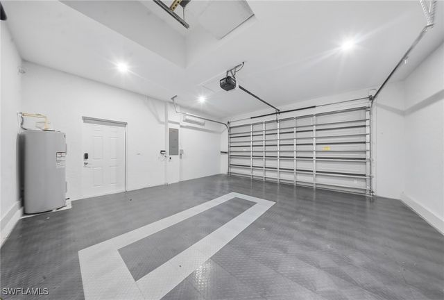 1124 NE 35th LN, Cape Coral, FL 33909