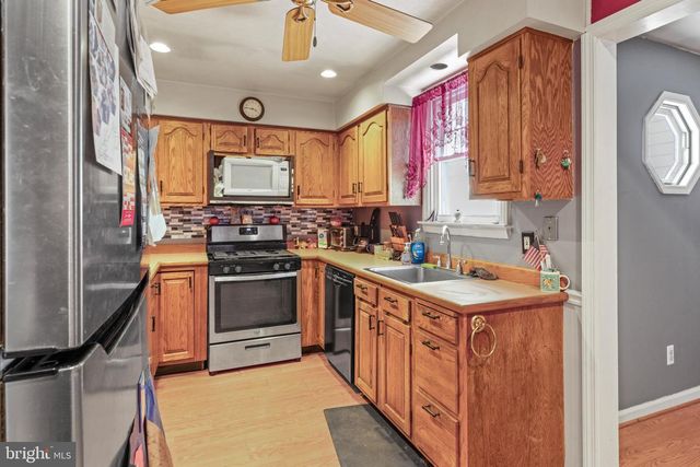 224 W UNDERWOOD AVE, West Deptford, NJ 08096