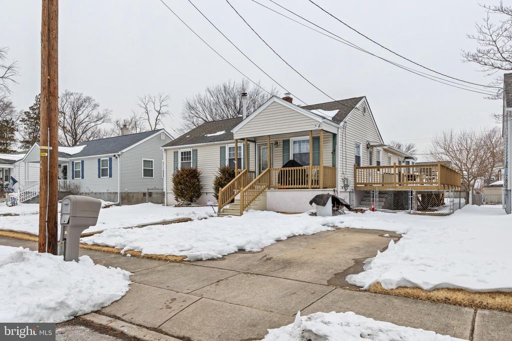 224 W UNDERWOOD AVE, West Deptford, NJ 08096