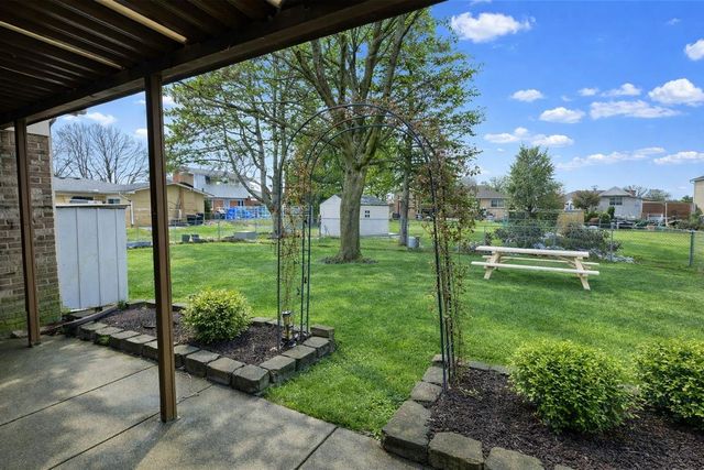 39327 Timberlane Drive, Sterling Heights, MI 48310