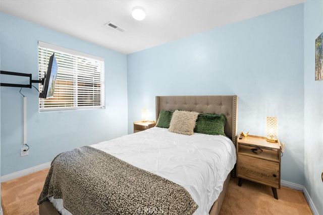 39965 Hillcrest, Big Bear Lake, CA 92315